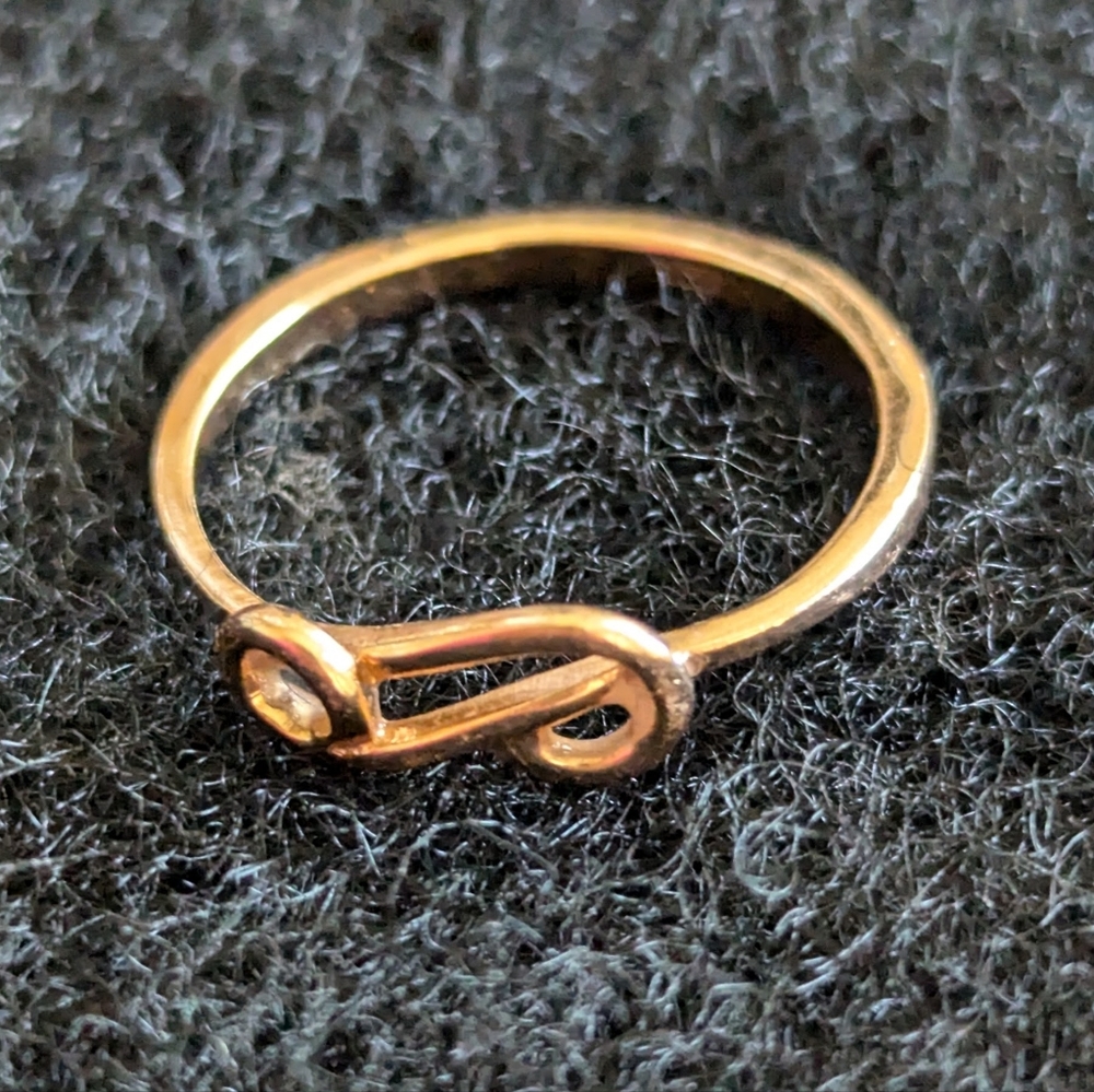 Elegant 585/14kt Solid Rose Gold Ring